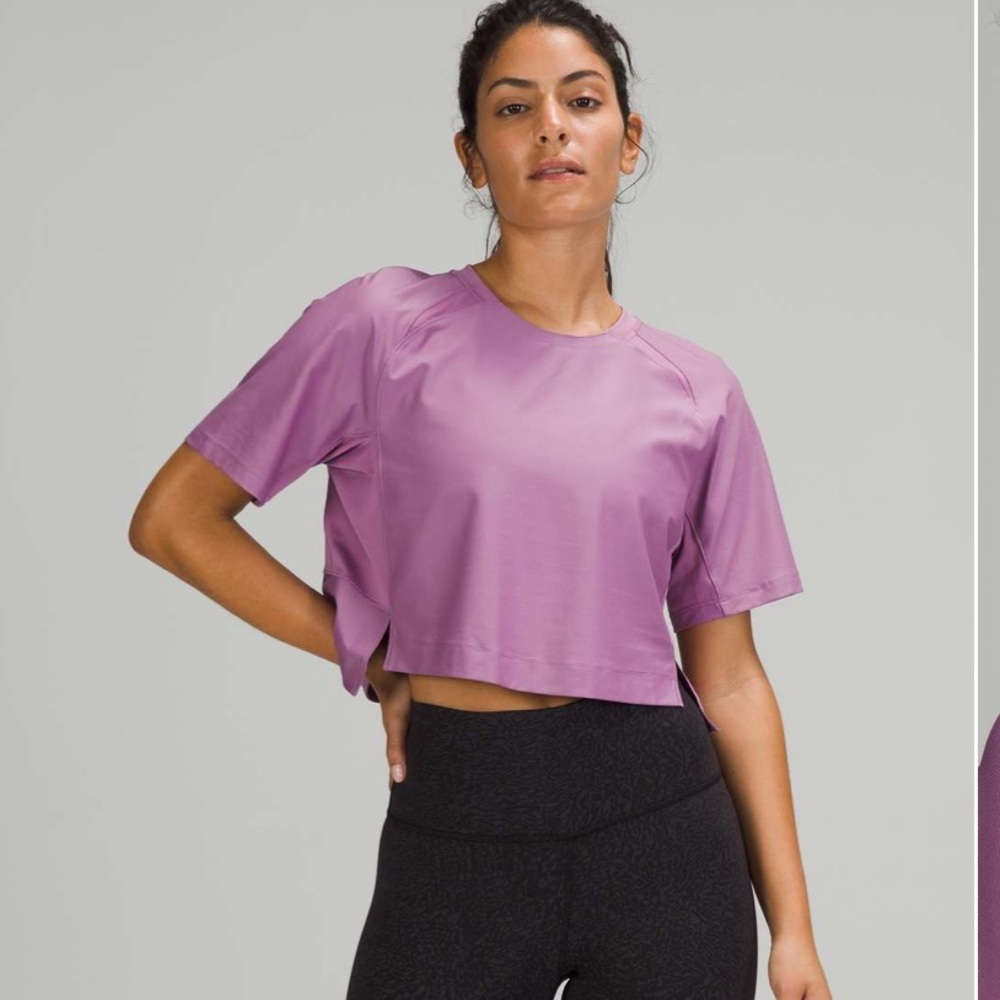 Lululemon Mesh Back Cropped Train T-Shirt in Wisteria Purple purple   🌸 💜